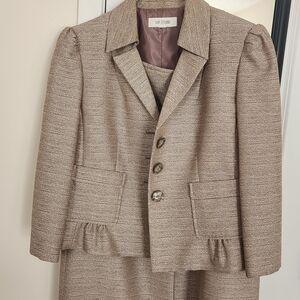 Suit Studio Women's Taupe Tweed Skirt Set